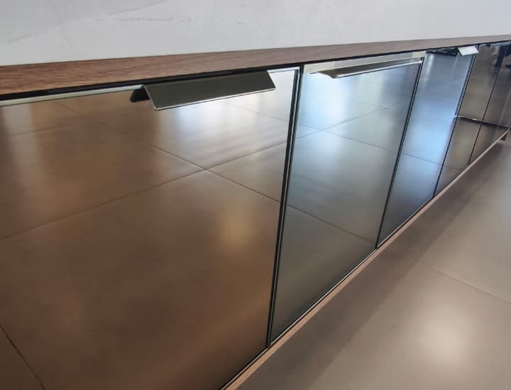 Puxadores e Perfis de Alumínio