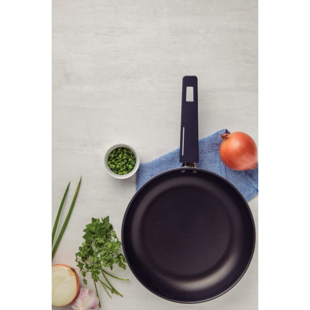 Frigideira Grano Baquelite em Aço Inox Revestimento Antiaderente 30cm 3,4L - Tramontina - foto 3